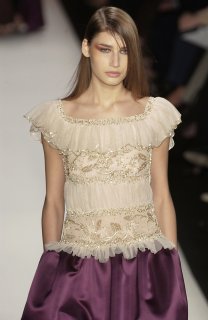 Oscar+de+la+Renta+Fall+2002+45muu-t_YIHx.jpg