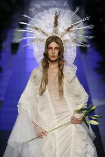 Jean+Paul+Gaultier+Spring+2007+nB5nvCl3fP8x.jpg