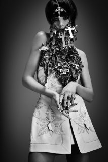 Eliza-Cummings-by-Damon-Baker-for-MixtE-11-SS-2015-4.jpg