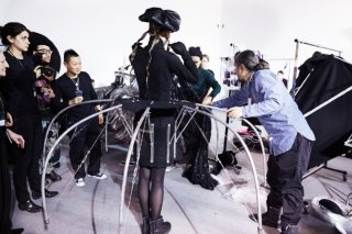 PFW-AW15-Yohji-Yamamoto-backstage-Ambra-Vernuccio-The-Upcoming-11.jpg