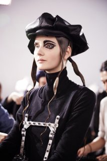 PFW-AW15-Yohji-Yamamoto-backstage-Ambra-Vernuccio-The-Upcoming-17.jpg