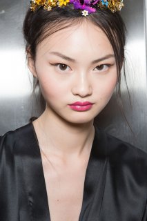 Dolce+Gabbana+Spring+2016+Backstage+CumsaOZZsSHx.jpg