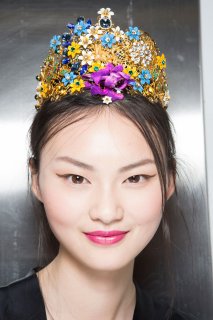 Dolce+Gabbana+Spring+2016+Backstage+q9SFo8218YQx.jpg