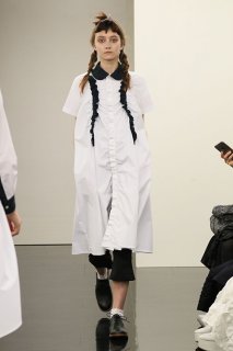 tricotCOMMEdesGARCONS_2016ss_002.jpg