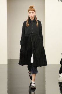 tricotCOMMEdesGARCONS_2016ss_011.jpg