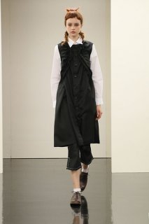 tricotCOMMEdesGARCONS_2016ss_018.jpg