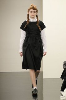 tricotCOMMEdesGARCONS_2016ss_019.jpg
