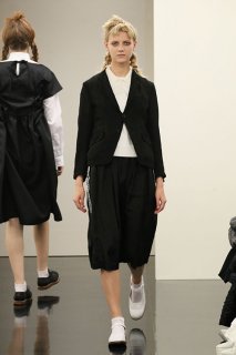 tricotCOMMEdesGARCONS_2016ss_020.jpg