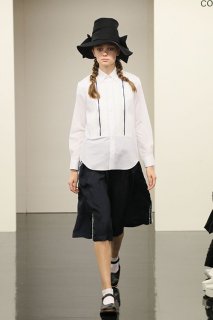 tricotCOMMEdesGARCONS_2016ss_021.jpg