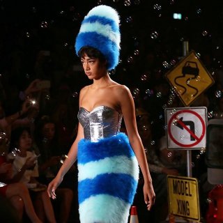 Moschino SS 16.jpg