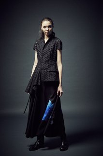 YohjiYamamotoNoir_2016ss_013.jpg