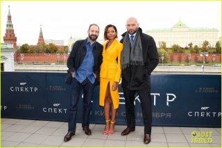 Naomie Harris - Altuzarra 2016 resort yellow, Sophia Webster Nicole sandals, Spectre Moscow) (8).jpg