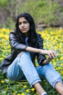 Pooja_Mor-SamiraBouaou_20160419_0758-300x450.jpg