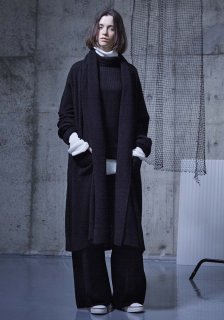 RAGNE KIKAS for Yohji Yamamoto F/W 2016.17 | the Fashion Spot