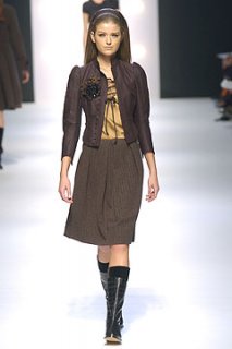 alberta ferretti aw05-01.jpg