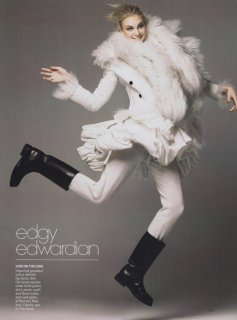 Cloud Altas by David Sims US Vogue July 2007 Page 13.jpg