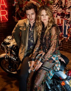 210217-colcci-anna-ewers-francisco-lachowisck-5.jpg