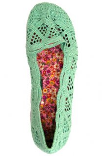 Crochet Skimmer_lightgreen_urban.jpg