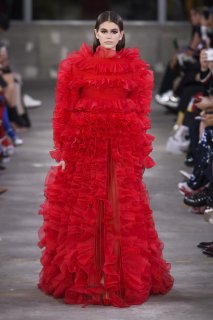 Kaia Gerber Valentino Pre Fall 2019 2.jpg