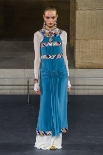 Fran Summers Chanel Pre Fall 2019.jpg