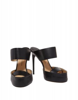 PAUL ANDREW 1111.jpg