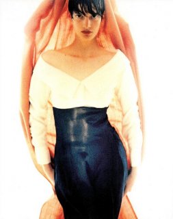 Vogue_Italia_February_1989_16.jpg