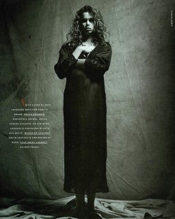 Watson_Vogue_Italia_February_1989_07.jpg