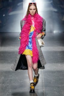 Fran Summers  Versace Fall 2019 Menswear 1.jpg