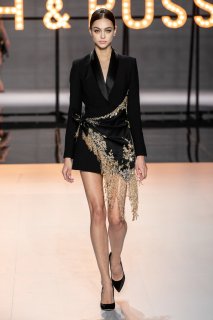 Zhenya Katava Ralph and Russo Spring 2019 Couture 1.jpg