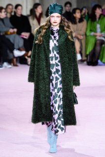 Louis Robert Kate Spade Fall 2019 RTW NYFW 1.jpg