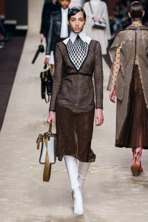 Yasmin Wijnaldum Fendi Fall 2019 RTW MFW.jpg