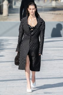 Vittoria Ceretti Bottega Veneta Fall 2019 RTW MFW 1.jpg