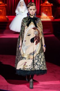 Mariana Zaragoza Dolce & Gabbana Fall 2019 RTW MFW.jpg