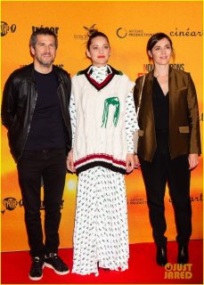 marion-cotillard-hubby-guillaume-canet-premiere-nous-finirons-ensemble-in-brussels-10.jpg