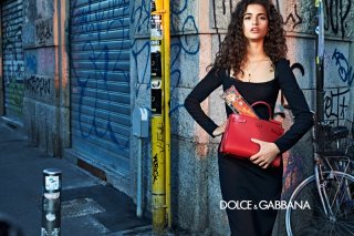 Dolce-Gabbana-Fall-Winter-2019-Campaign07.jpg
