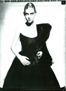 Roversi_Vogue_Italia_December_1996_04.png