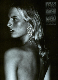 Cayley_Vogue_Italia_October_2003_09.png