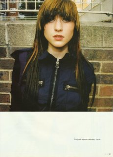 44 oct 2003 elle russia.jpg