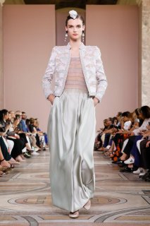 Sara Dijkink Armani Privé Fall 2019 Couture 2.jpg