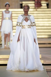 dolcegabbana_alta-moda_agrigento_2019_runway-83.jpg