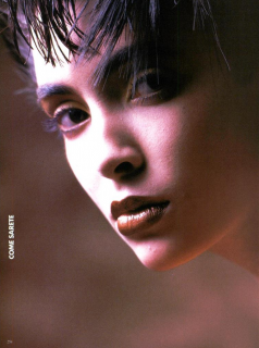 Vallhonrat_Vogue_Italia_January_1985_05.png