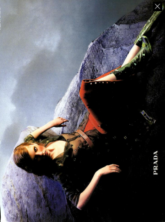 Prada_Fall_Winter_99_00_04.png