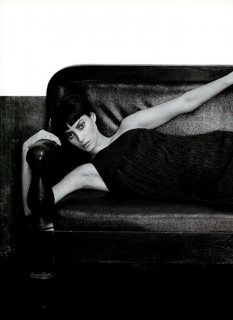 Lindbergh_Prada_Spring_Summer_1994_07.png