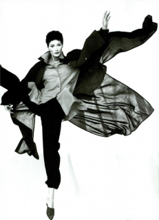 Max_Mara_Spring_Summer_1994_03.png