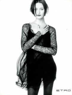 Meisel_Alberta_Ferretti_Fall_Winter_94_95_05.png