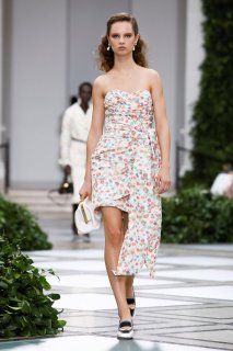 Giselle Norman Tory Burch Spring 2020 RTW NYFW 2.jpg