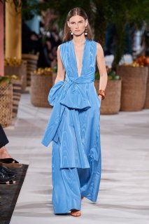 Giedre Dukauskaite Oscar de la Renta Spring 2020 RTW NYFW 1.jpg