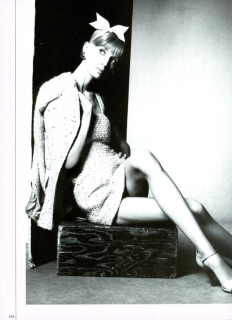 Charme_Meisel_Vogue_Italia_March_1994_03.png