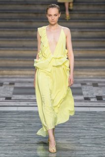 Fran Summers Victoria Beckham Spring 2020 RTW LFW 1.jpg