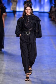 Alexandra Micu Alberta Ferretti Spring 2020 RTW MFW 4.jpg